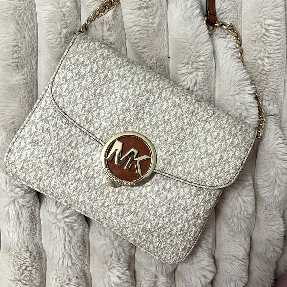 Michael Kors crossbody bag